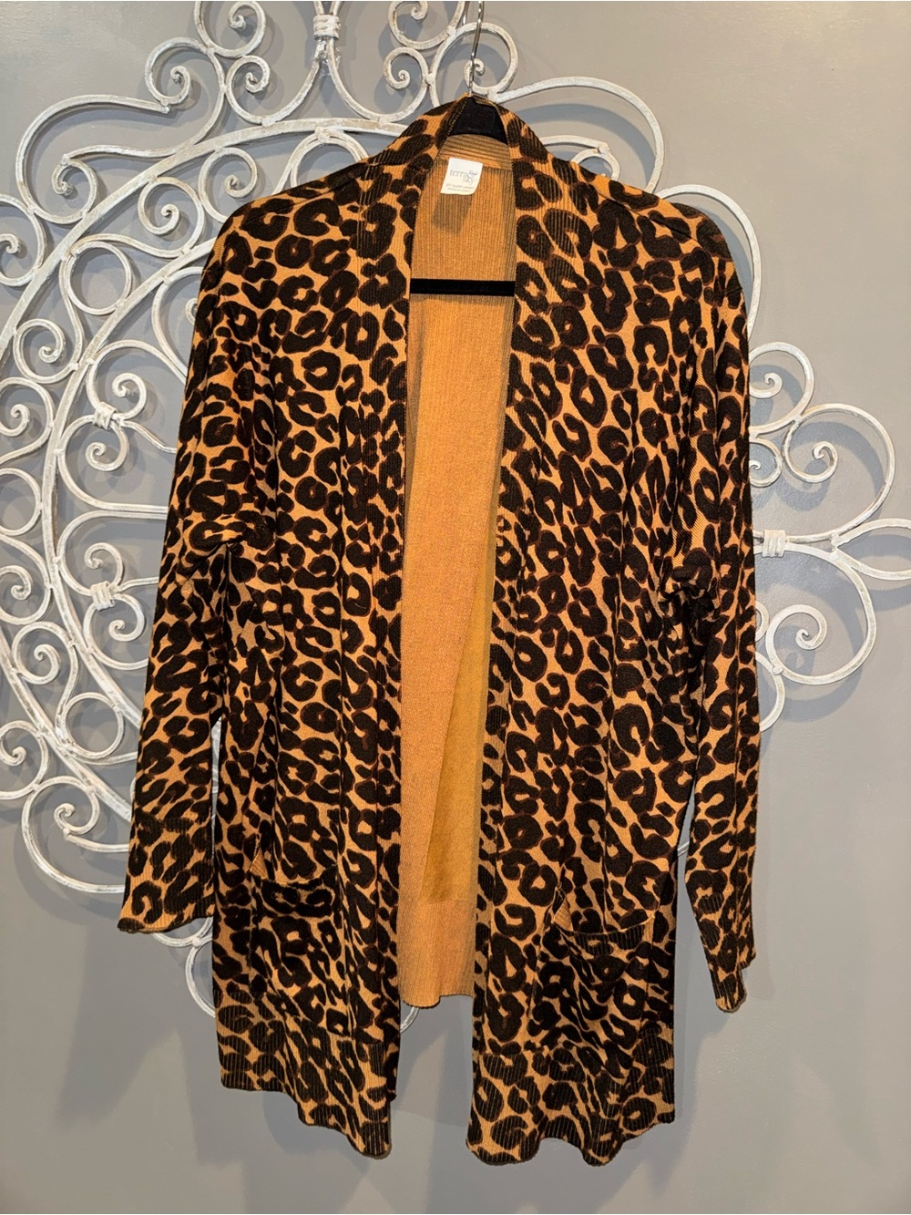 Women’s plus Leopard Print knit Open Cardigan Sz 3x 24/26